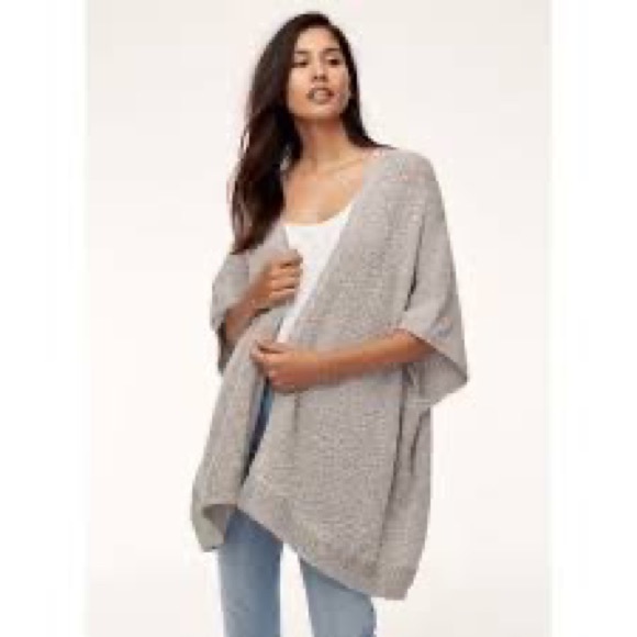 Aritzia Sweaters - Aritzia Community Iconic Cape Cream and Black Size XXS